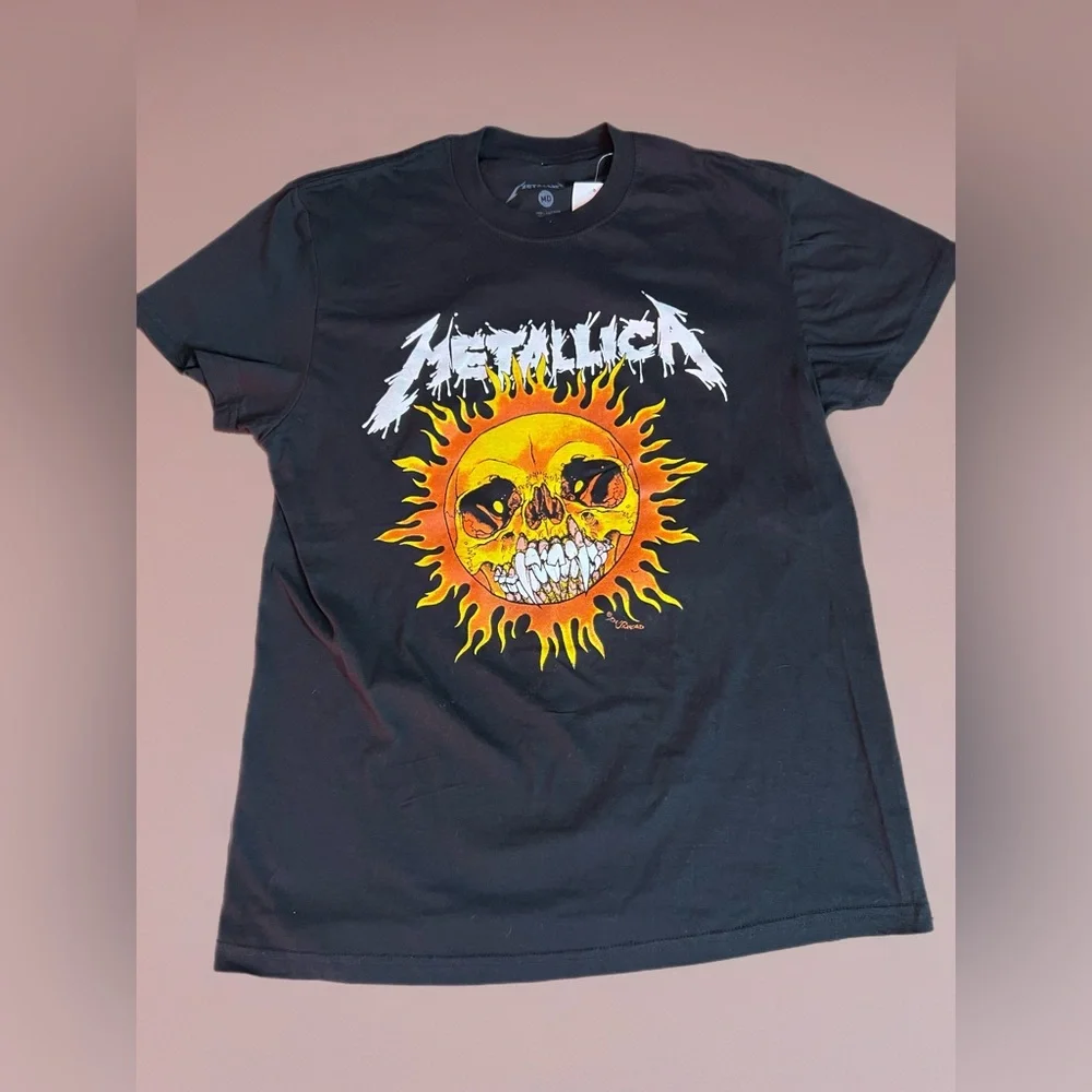 Metallica Sun Skull Graphic Band Tee Black Rock Shirt Grunge Streetwear NWT - Picture 3 of 3